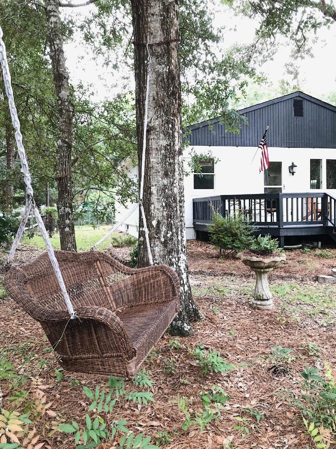 Cottage By The Sea: Pagnotto Shellback House Остров Оук Экстерьер фото